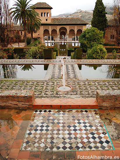 Torre de las Damas y Jardines del Partal en la Alhambra