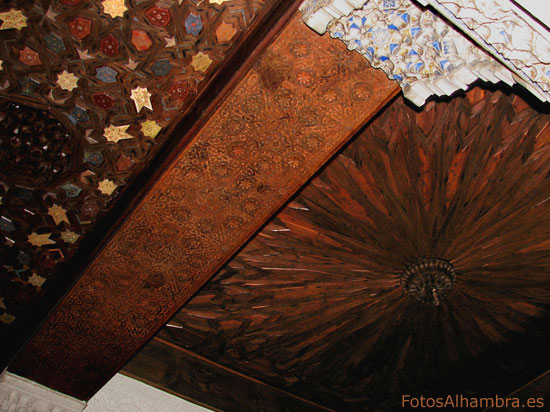 Artesonado del Mexuar en la Alhambra