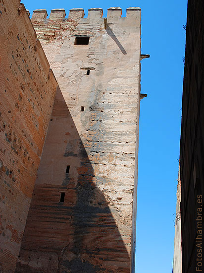 Torre del Homenaje en la Alhambra